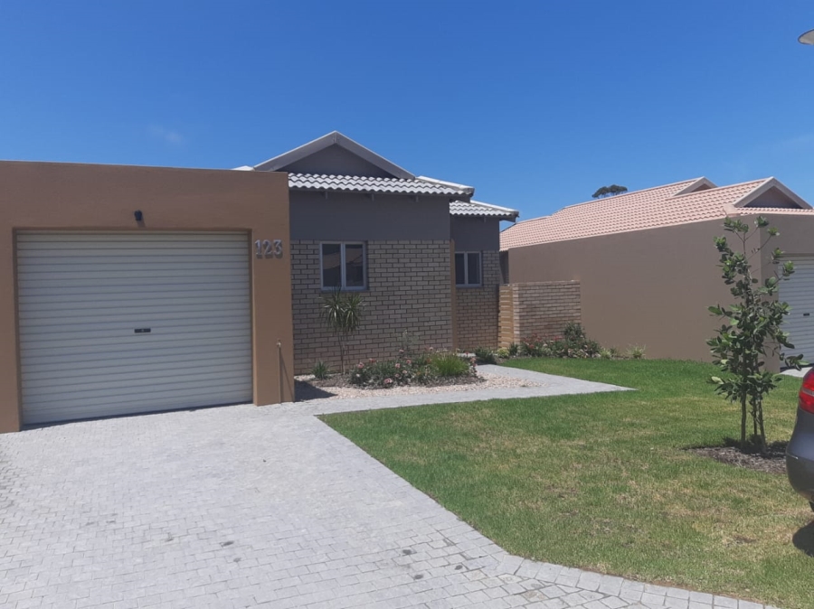 To Let 3 Bedroom Property for Rent in Mooikloof Country Estate Western Cape